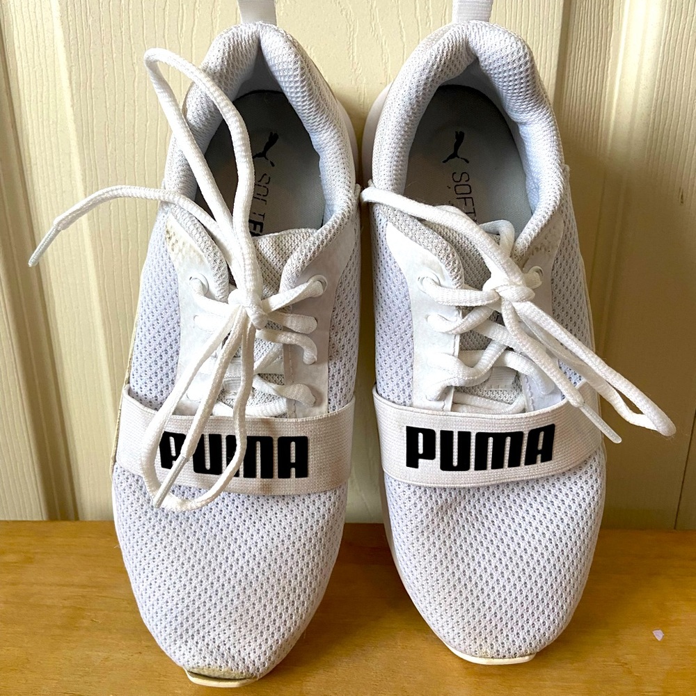 White puma sneakers for girls
